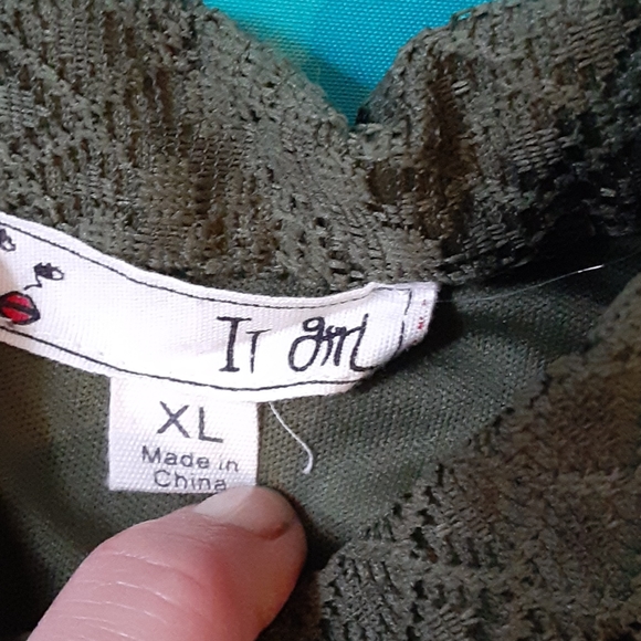 IT GIRL olive top with lace overlay - Picture 8 of 9